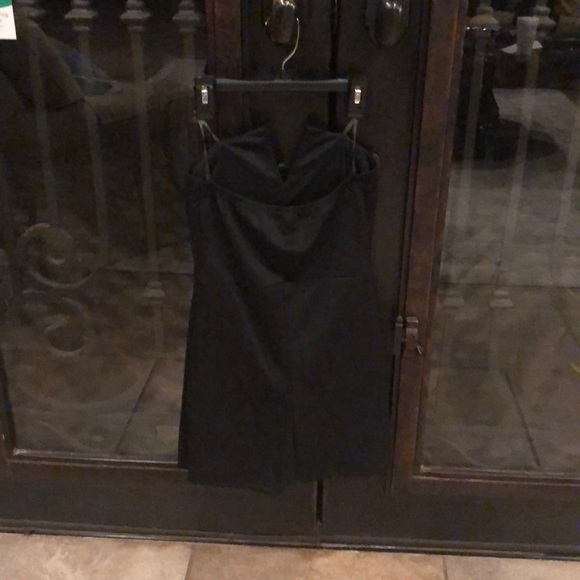 Black romper - Picture 2 of 5